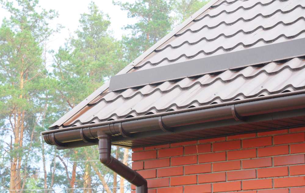 Don't Let Rainwater Damage Your Home - Install a Gutter Today!